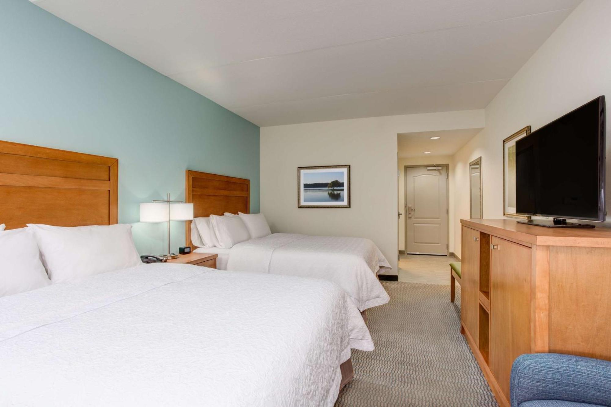 Queen Room with Two Queen Beds - Hearing Access/Non-Smoking