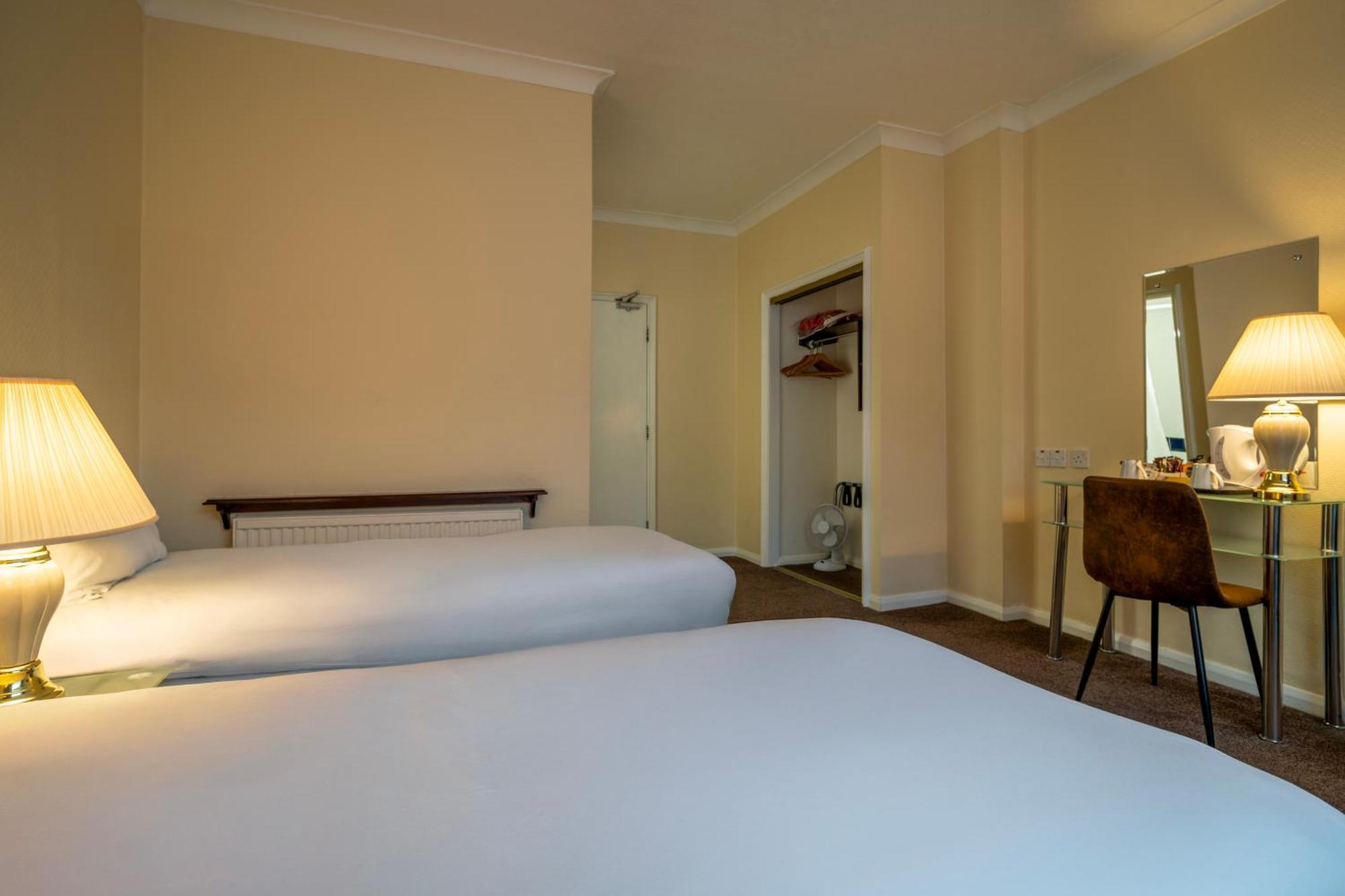 Quarto Twin