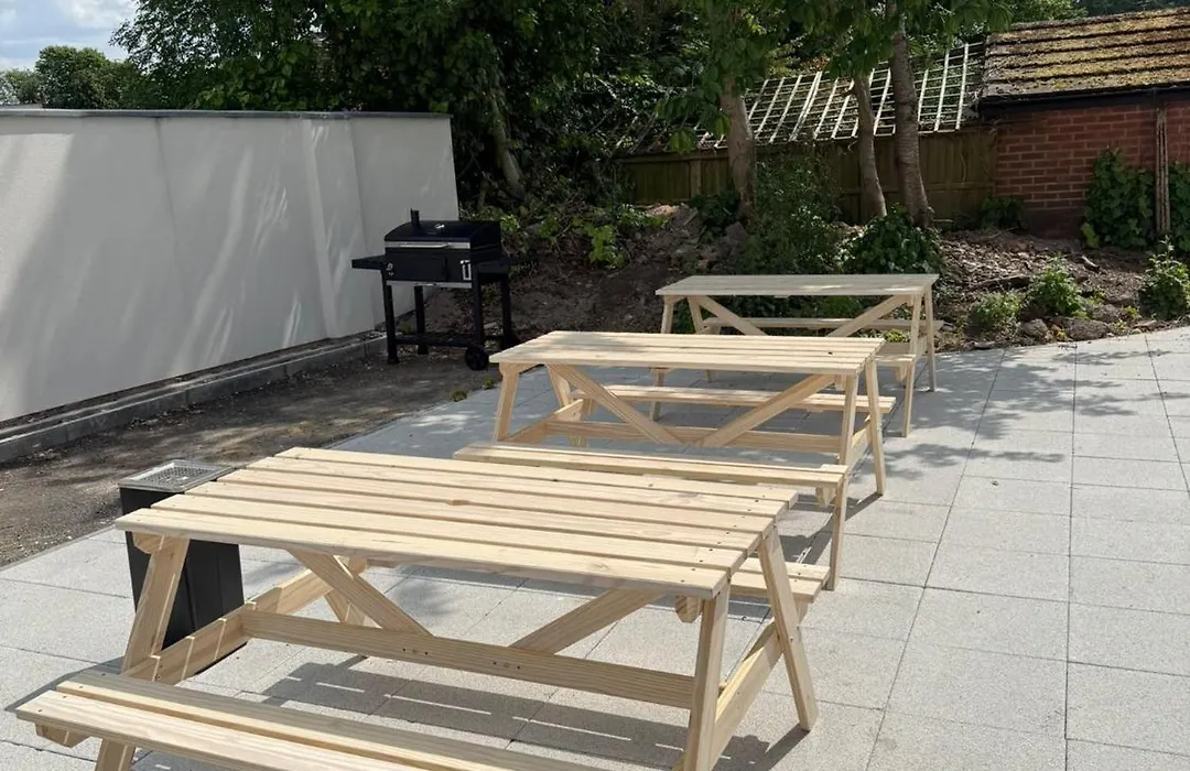 The Ashcroft Studios & Apartments With Free Parking-1