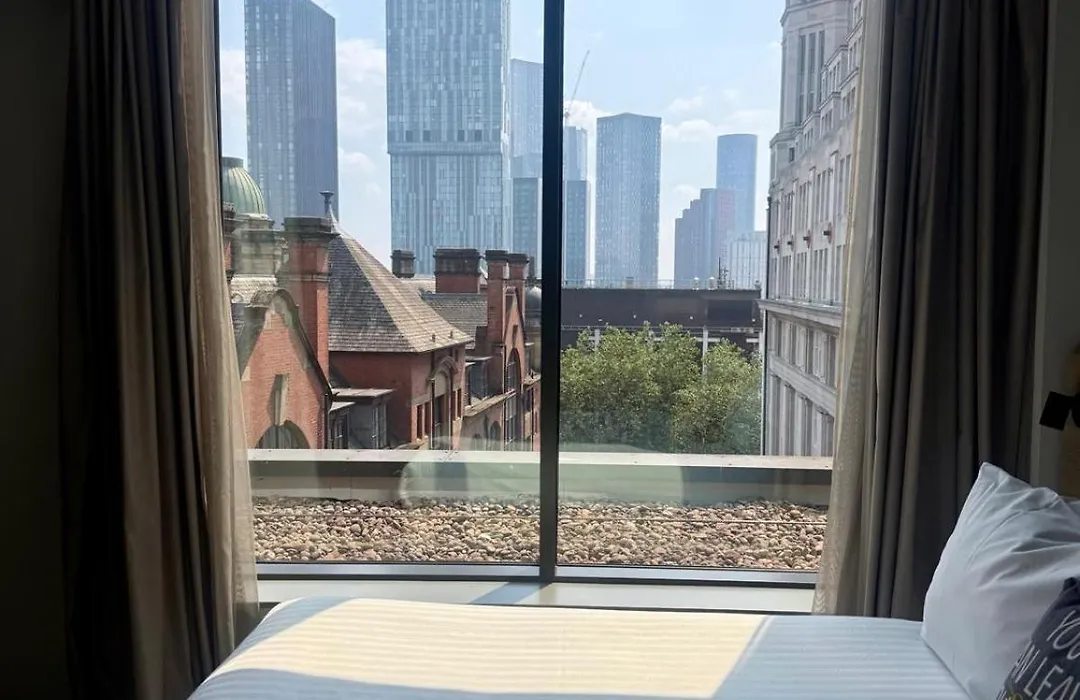 Moxy Manchester City Centre-1