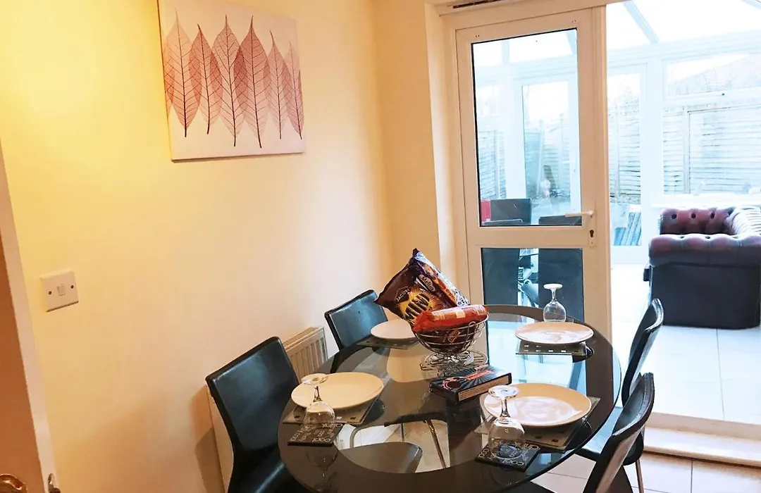 My-Places Abbotsfield Court Townhouse 4-1