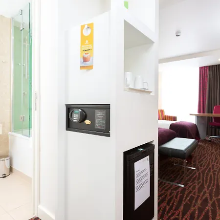 Holiday Inn Manchester-Mediacityuk By Ihg-2