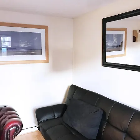 My-Places Abbotsfield Court Townhouse 4-3